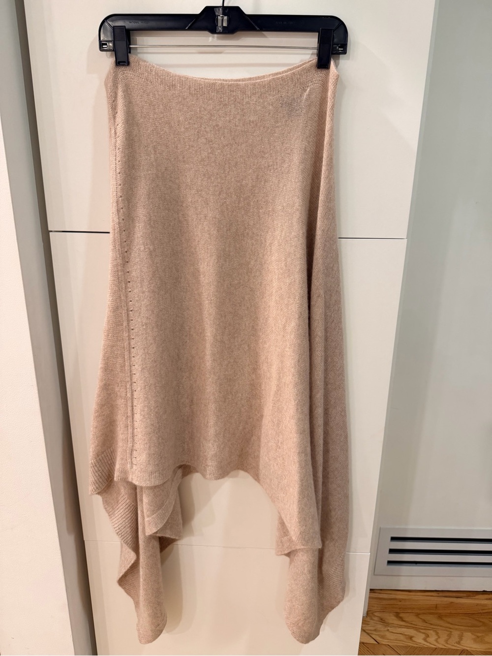 C by Bloomingdale’s Cashmere Beige Asymmetrical Poncho One Size NWOT